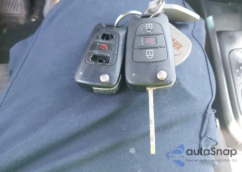 2013 Kia Soul z USA, uszkodzony, nr VIN KNDJT2A52D7760431